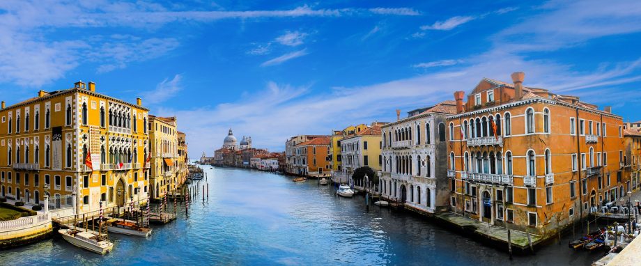 gondolas, canales, venice, venecia, que ver en venecia, como ir de roma a venecia, venecia en un día, venecia en dos días